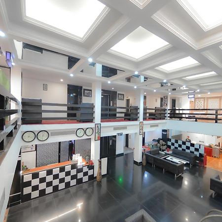 Hotel Rose Petal Srinagar Ngoại thất bức ảnh