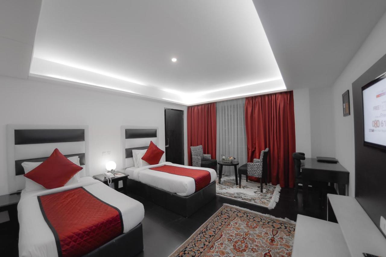 Hotel Rose Petal Srinagar Ngoại thất bức ảnh